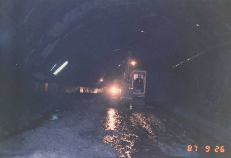 隧道內部